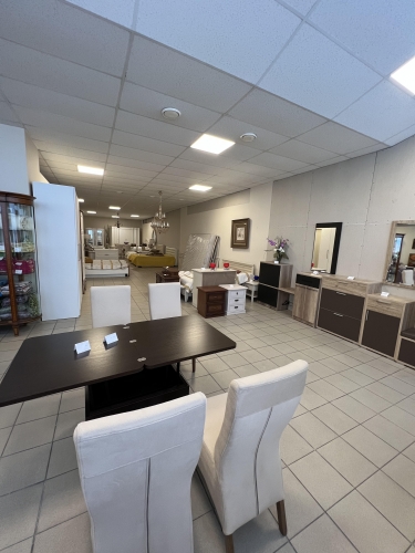 Sludinājumi. Piedāvājumā telpas Ķengaragā.  + 1. stāvs. + Lieli skatlogi. + Nomniekam iespēja izbūvēt savu ieeju Cena: 4320 EUR/mēn Foto #5