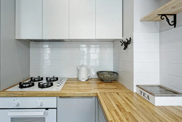 Sludinājumi. Zaļās ielas rezidence atrodas Rīgas klusajā centrā (bezmaksas autostāvvieta pagalmā), tikai 15 min. Cena: 550 EUR/mēn Foto #3