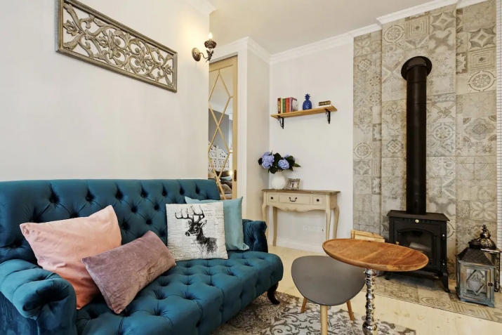 Sludinājumi. Zaļās ielas rezidence atrodas Rīgas klusajā centrā (bezmaksas autostāvvieta pagalmā), tikai 15 min. Cena: 550 EUR/mēn Foto #5