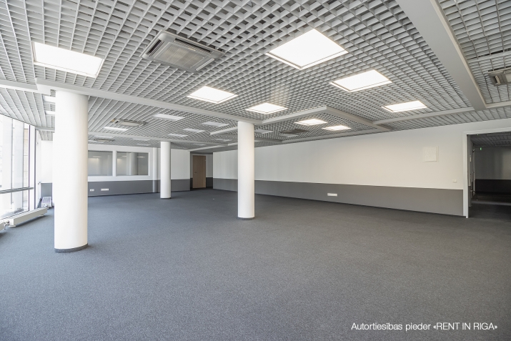 Объявление. Nomai tiek piedāvāts 197.6 m2 atvērta plānojuma birojs (t.sk. 42.5 m2 koplietošanas telpas) ar Цена: 1680 EUR/мес. Foto #7