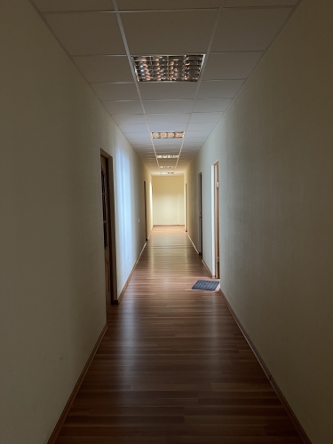 Sludinājumi. Piedāvājumā biroja telpas Brasā, Starta iela 1.  + Kopējā platība 34.1 m2; + 2. stāvs; + Ap ēku Cena: 136 EUR/mēn Foto #5