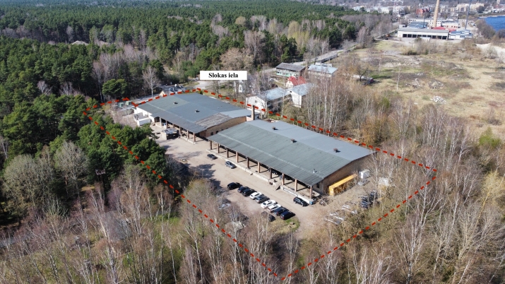 Объявление. Sausas, neapkurināmas noliktavas ar rampām.  Iežogota, asfaltēta teritorija, kopējā platība 3400 Цена: 6800 EUR/мес. Foto #1