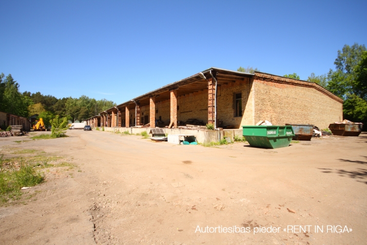 Объявление. Noliktavu komplekss R zonas teritorijā.  + Iežogota, asfaltēta teritorija, kopējā platība 3400 kvm, Цена: 1e+06 EUR Foto #6