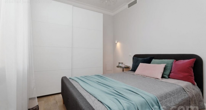 Sludinājumi. Pārdod plašu un ļoti jauku dzīvokli renovētā ēkā pašā Rīgas sirdī - Skolas ielā 20. Pagalma ēka, Cena: 308160 EUR Foto #9