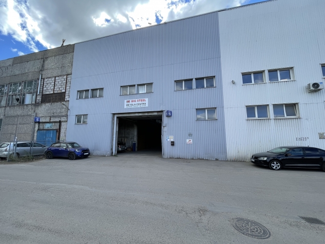 Объявление. Склад/производственное помещение без отопление. Отлично подходит под металлообработку.  Кран-балка Цена: 4147 EUR/мес. Foto #9