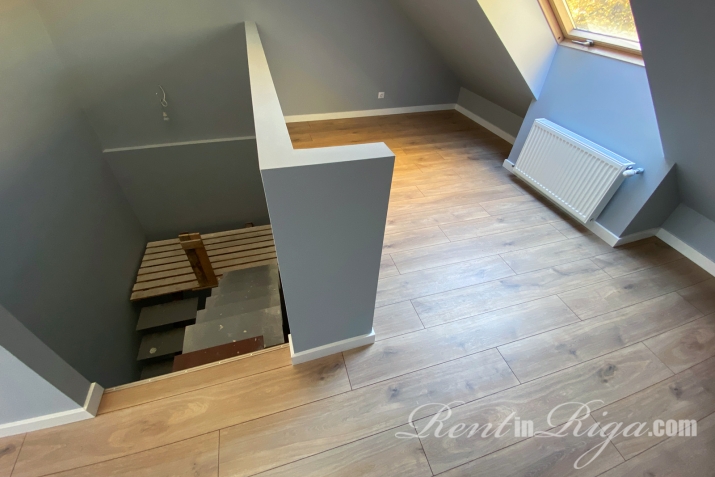 Sludinājumi. Jauna cena! Dzīvoklis, kā rindu mājas vidus sekcija privātmāju rajonā Teikā, klusā ielā starp Cena: 240000 EUR Foto #5