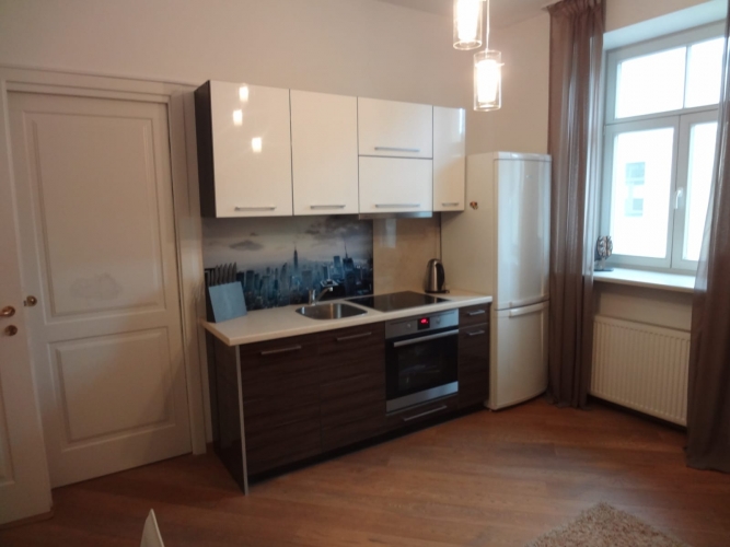 Sludinājumi. Māja pēc pilnīgas rekonstrukcijas. Daļu no mājas aizņem viesnīca ar savu vestibilu, restorānu, spa Cena: 199000 EUR Foto #9