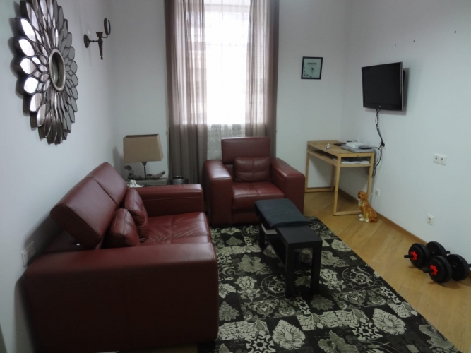 Sludinājumi. Māja pēc pilnīgas rekonstrukcijas. Daļu no mājas aizņem viesnīca ar savu vestibilu, restorānu, spa Cena: 199000 EUR Foto #4