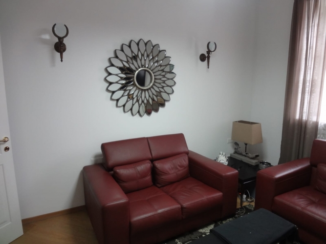 Sludinājumi. Māja pēc pilnīgas rekonstrukcijas. Daļu no mājas aizņem viesnīca ar savu vestibilu, restorānu, spa Cena: 199000 EUR Foto #5