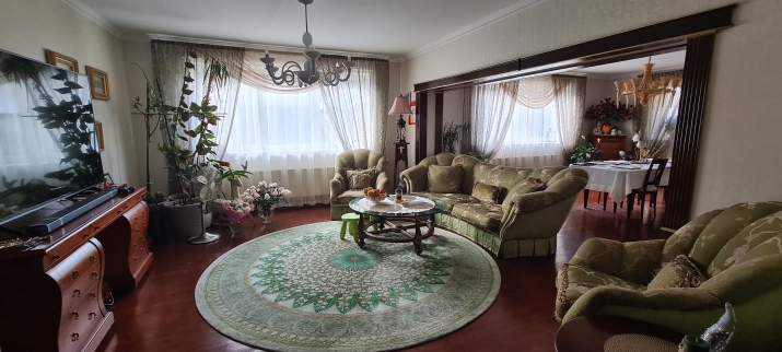 Sludinājumi. Lieliska iespēja iegādāties privātmāju klusajā, mierīgajā un zaļajā privātmāju rajonā- Teikā.  Cena: 400000 EUR Foto #7