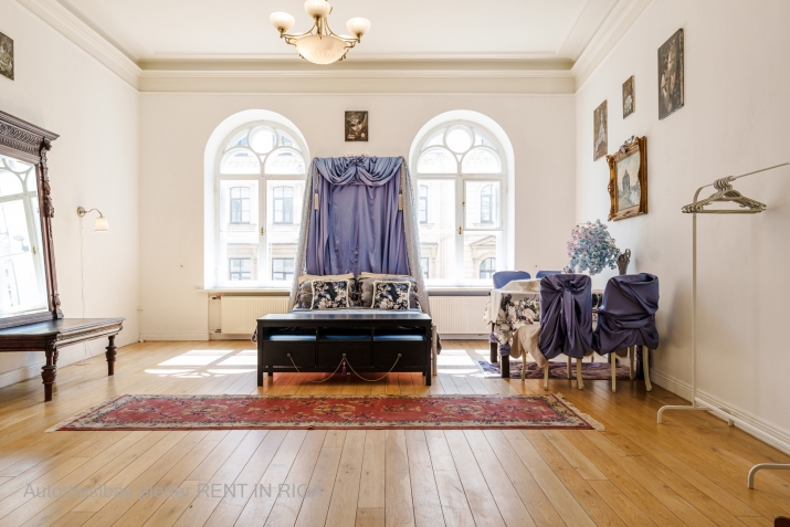 Sludinājumi. Tiek pārdots plašs dzīvoklis (101.2m2) Vecrīgā . Lielisks funkcionāls izkārtojums - Amfilāde (telpu Cena: 350000 EUR Foto #4