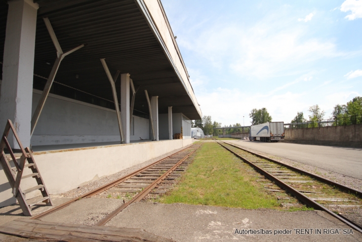Объявление. Apkurināmas noliktavas/ražošanas Rencēnu ielā. + 2. stāvs. + 2 Hidrauliskās rampas no 1. stāva. + 2 Цена: 19440 EUR/мес. Foto #6