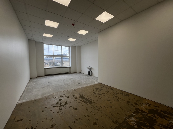 Объявление. Наличие лечебных или медицинских учреждений на территории ВЭФ.  Сразу после капитального ремонта.  Цена: 401 EUR/мес. Foto #8