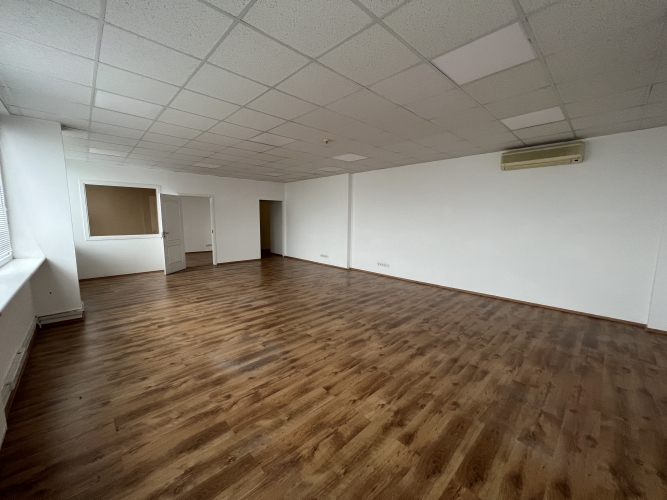 Объявление. Piedāvājumā telpas Ķengaragā.  + 4. stāvā. + Lieliska lokācija; + Internets; + Gaisa Цена: 414 EUR/мес. Foto #5