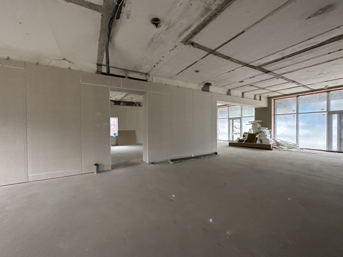 Объявление. Многофункциональное помещение в Бергах, общей площадью 100 м2. Помещения отлично подходят для Цена: 1100 EUR/мес. Foto #5