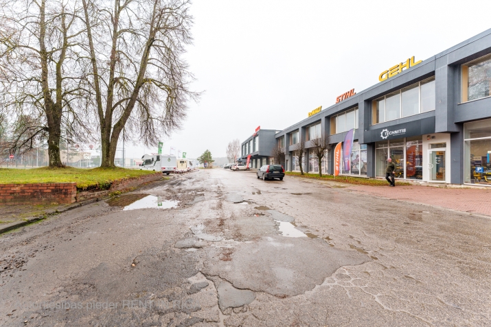 Объявление. Многофункциональное помещение в Бергах, общей площадью 100 м2. Помещения отлично подходят для Цена: 1100 EUR/мес. Foto #8