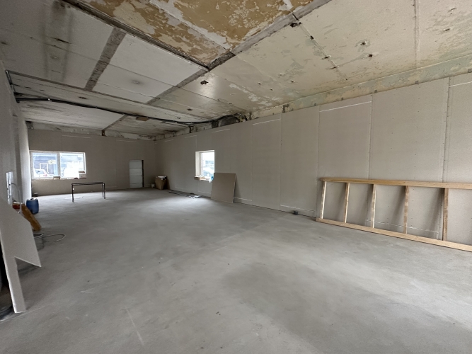 Объявление. Многофункциональное помещение в Бергах, общей площадью 200 м2. Помещения отлично подходят для Цена: 2200 EUR/мес. Foto #4