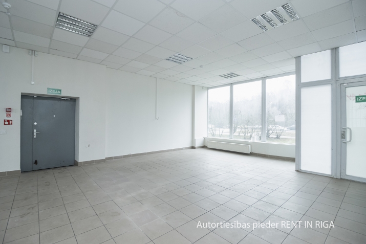 Sludinājumi. Tirdzniecības telpas Imantā.  + 1. stāvs. + Divas atsevišķas ieejas no ēkas fasādes. + Platība Cena: 3546 EUR/mēn Foto #7