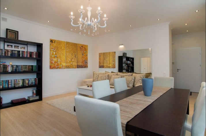 Sludinājumi. Tiek pārdots 2-istabu  dzīvoklis ar atsevišķu virtuvi Upiša Pasāžā. Dzīvoklis aprīkots ar autonomu Cena: 215000 EUR Foto #6