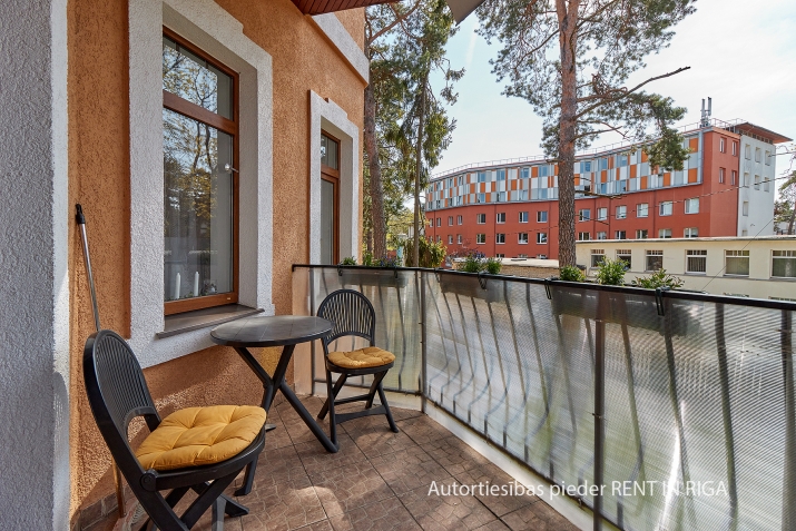 Sludinājumi. Tiek pārdots 5-istabu(!) dzīvoklis jaunā projektā Bulduros, 5 min gājienā no jūras. Mājā izvietoti Cena: 250000 EUR Foto #6