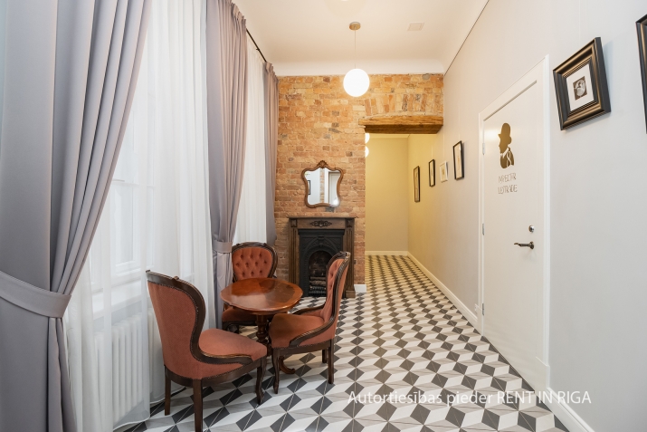 Sludinājumi. Tiek izīrēti gaumīgi iekārtoti apartamenti Vecrīgā. Piedāvājums ir spēkā laikā periodā 01.09.2025 - Cena: 850 EUR/mēn Foto #8