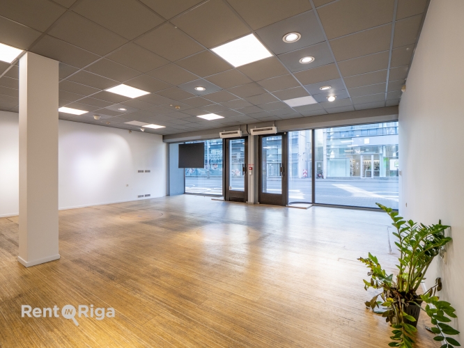 Объявление. Nomai tiek piedāvāts ērtas un funkcionāli pievilcīgas telpas Rīgas centrā. To kopējā platība 188 Цена: 3760 EUR/мес. Foto #2