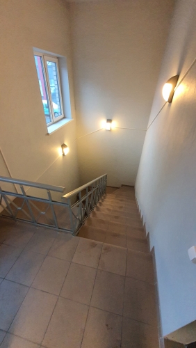 Sludinājumi. Biroja telpas pie TC Riga Plaza.  + 2 telpas; + grīdas segums linolejs. + vidējās izmaksas apkures Cena: 400 EUR/mēn Foto #5