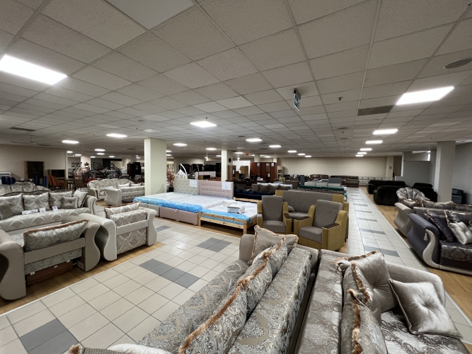 Sludinājumi. Piedāvājumā tirdzniecības telpas \'\'Mēbeļu Nams\'\', Dzelzavas ielā 72.  + Kopējā platība 500 m2; + 2. Cena: 2500 EUR/mēn Foto #6