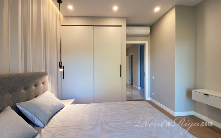 Объявление. Квартира в аренду предлагаются на берегу реки Лиелупе, в шаговой доступности от моря. Квартира Цена: 1500 EUR/мес. Foto #8