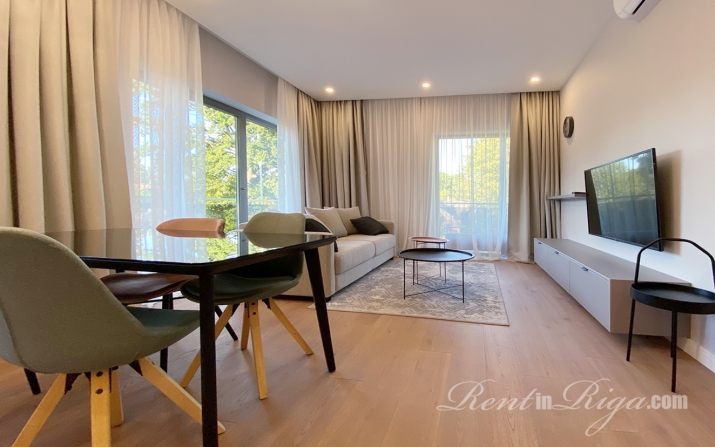 Объявление. Квартира в аренду предлагаются на берегу реки Лиелупе, в шаговой доступности от моря. Квартира Цена: 1500 EUR/мес. Foto #2