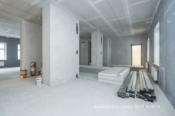 Sludinājumi. Piedāvājumā augstas klases biroja telpas ekskluzīvajā Berga Bazāra kvartālā!  Telpas ar kopējo Cena: 2653 EUR/mēn Foto #6