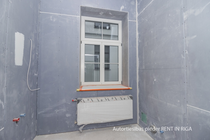 Sludinājumi. Piedāvājumā augstas klases biroja telpas ekskluzīvajā Berga Bazāra kvartālā!  Telpas ar kopējo Cena: 2653 EUR/mēn Foto #8