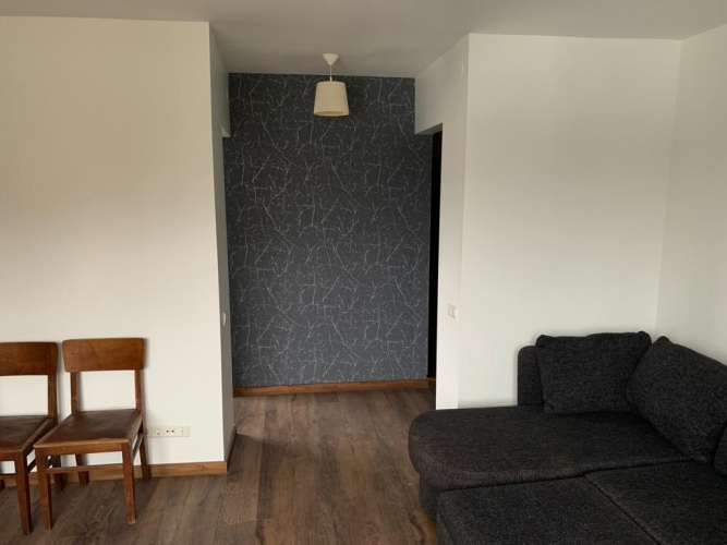 Sludinājumi. No maija piedāvājumā gaišs un omulīgs vienistabas dzīvoklis Kalnciema ielā 1. Dzīvokļa kopējā Cena: 290 EUR/mēn Foto #4
