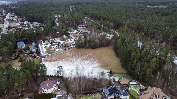 Sludinājumi. Piedāvājumā zemesgabals priekš mazstāvu apbūves- Berģos!  Zemes kopēja platība - 1.14ha.  Ļoti laba Cena: 860400 EUR Foto #3