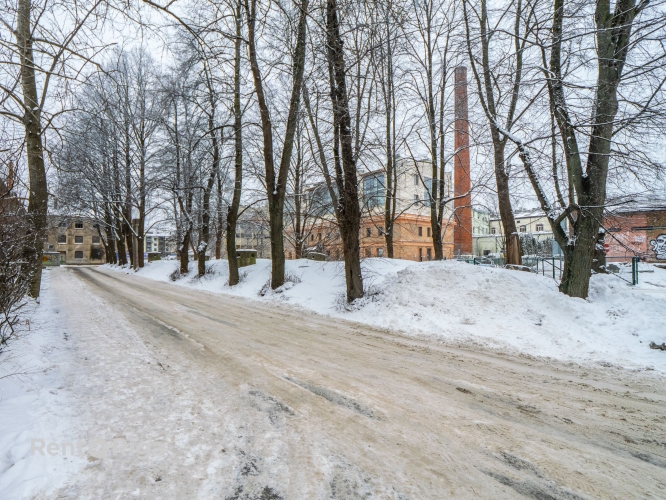Объявление. Продаётся земельный участок в районе ВЭФ.  + В настоящее время на участке расположено бомбоубежище Цена: 280000 EUR Foto #3