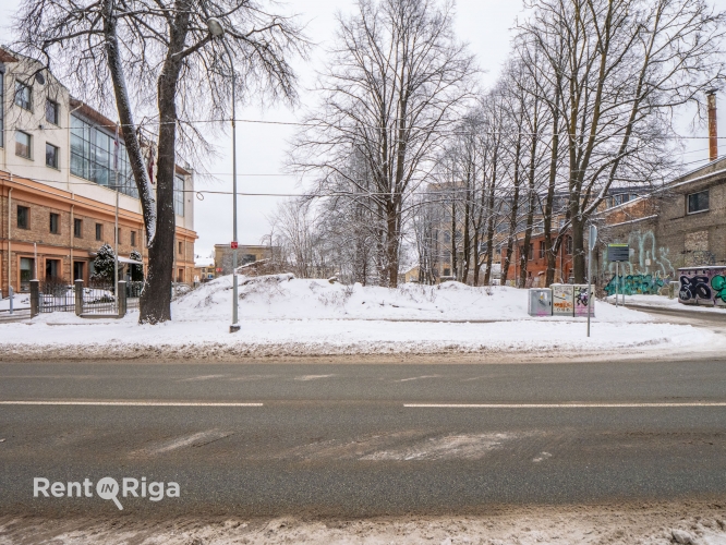 Объявление. Продаётся земельный участок в районе ВЭФ.  + В настоящее время на участке расположено бомбоубежище Цена: 280000 EUR Foto #4