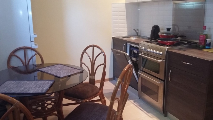 Sludinājumi. Izīrē 4 guļamistabu dzīvokli Rīgas centrā pie Ziedoņdārza. Pieejams no februāra, 2026.  Dzīvoklis Cena: 1000 EUR/mēn Foto #1