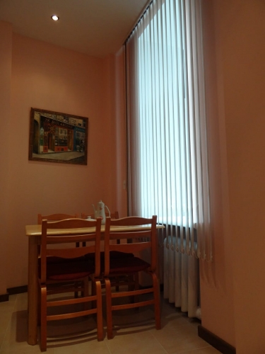 Объявление. 3-bedroom apartment for long term rent in the center of Riga near the Skonto stadium. The apartment Цена: 750 EUR/мес. Foto #9
