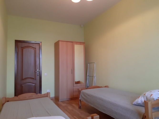 Объявление. 3-bedroom apartment for long term rent in the center of Riga near the Skonto stadium. The apartment Цена: 750 EUR/мес. Foto #7