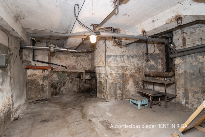 Sludinājumi. Tiek piedāvātas pagrabstāva telpas pie Vidzemes tirgus par zemu cenu.  Telpas atrodas izdevīgā Cena: 100 EUR/mēn Foto #7