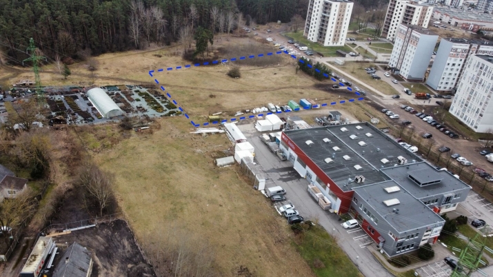 Sludinājumi. Pārdod Zemi Pļavniekos. Apkārtnē atrodas veiksmīgi realizētie daudzīvokļu māju projekti. Īpašums Cena: 549840 EUR Foto #9