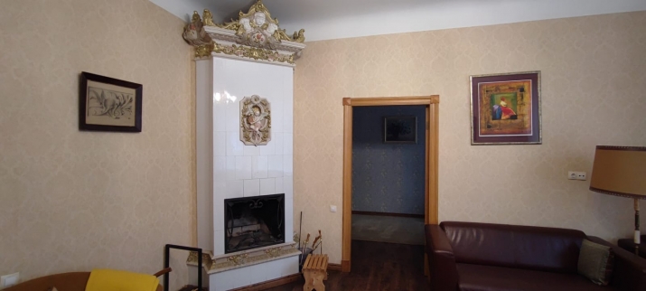 Sludinājumi. Tiek pārdots plašs 4 istabu dzīvoklis Valdemāra ielā.  Dzīvoklim ir pārdomāts plānojums. Virtuve ar Cena: 224000 EUR Foto #2