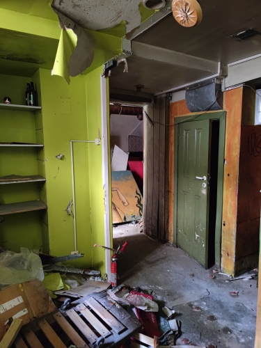 Sludinājumi. Telpas kafejnīcai vai bāram Vecrīgā.  Telpu plānojumā ietilpst viena lielā zāle ar ieeju uz Cena: 980 EUR/mēn Foto #6