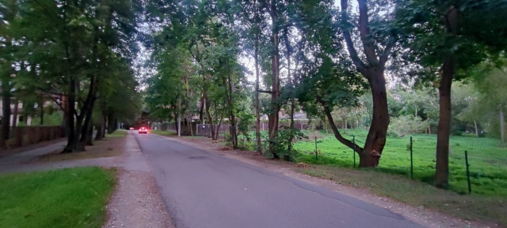 Объявление. Продается земельный участок в Межапарке. Расположенный прямо на проспекте Visbijas, вблизи Цена: 404200 EUR Foto #1