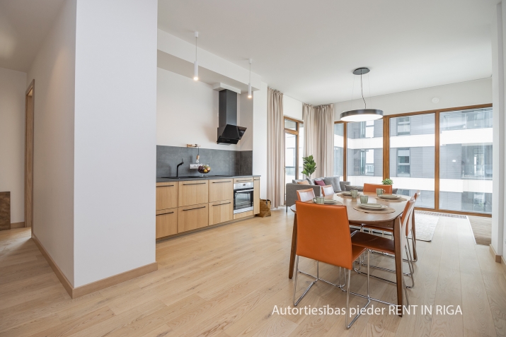 Sludinājumi. Pārdod trīs istabu dzīvokli Jaunajā projektā Filozofu Rezidence.  Dzīvokļa kopējā platība ir 115,20 Cena: 364000 EUR Foto #4