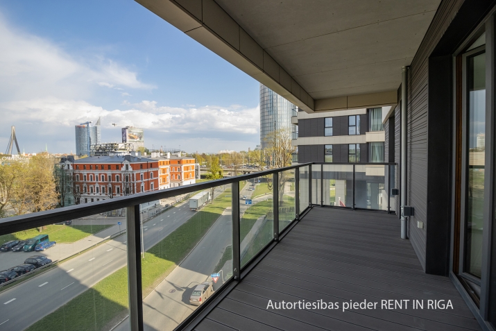 Sludinājumi. Pārdod dzīvokli jaunajā projektā Filozofu Rezidencē.  Dzīvoklis atrodas ēkas sestajā stāvā, tā Cena: 276000 EUR Foto #2