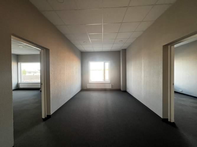 Sludinājumi. Piedāvājumā Birojs Braslas Industriālajā Parkā, Braslas iela 22d, Rīgā.  + Renovētā ēkā; + Kopējā Cena: 522 EUR/mēn Foto #3