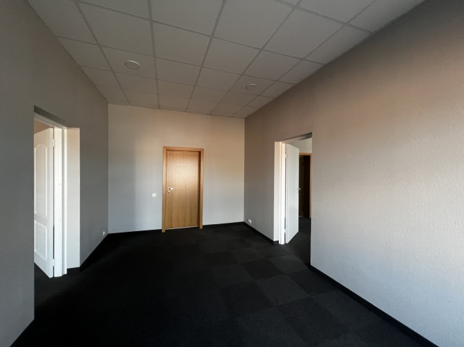 Sludinājumi. Piedāvājumā Birojs Braslas Industriālajā Parkā, Braslas iela 22d, Rīgā.  + Renovētā ēkā; + Kopējā Cena: 522 EUR/mēn Foto #4