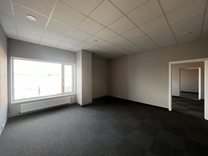 Sludinājumi. Piedāvājumā Birojs Braslas Industriālajā Parkā, Braslas iela 22d, Rīgā.  + Renovētā ēkā; + Kopējā Cena: 522 EUR/mēn Foto #1