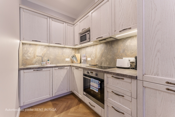Sludinājumi. Piedāvājam ekskluzīvus 3-istabu apartamentus Rīgas centrā, jaunā rekonstruētā projektā Pernavas Cena: 221130 EUR Foto #4